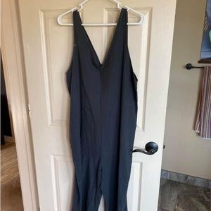 Mama M NWT Universal Thread Goods Co. Charcoal Linen